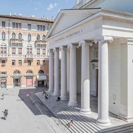 Viandantehome, Luxury