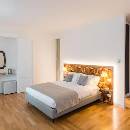 Viandantehome, Luxury בית הארחה