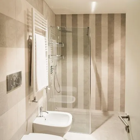 Viandantehome, Luxury בית הארחה טריאסטה