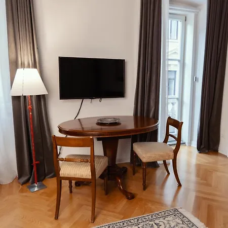 Casa de hóspedes Viandantehome, Luxury 4*