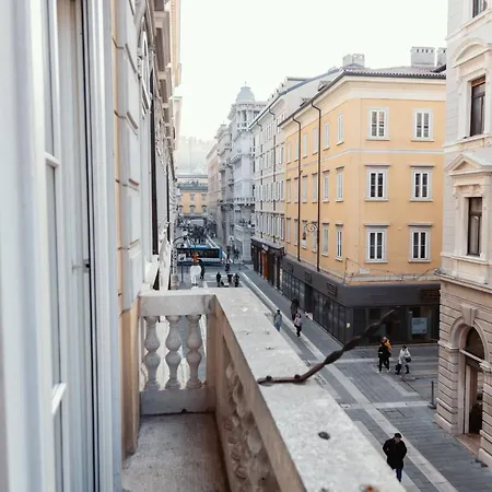 Viandantehome, Luxury